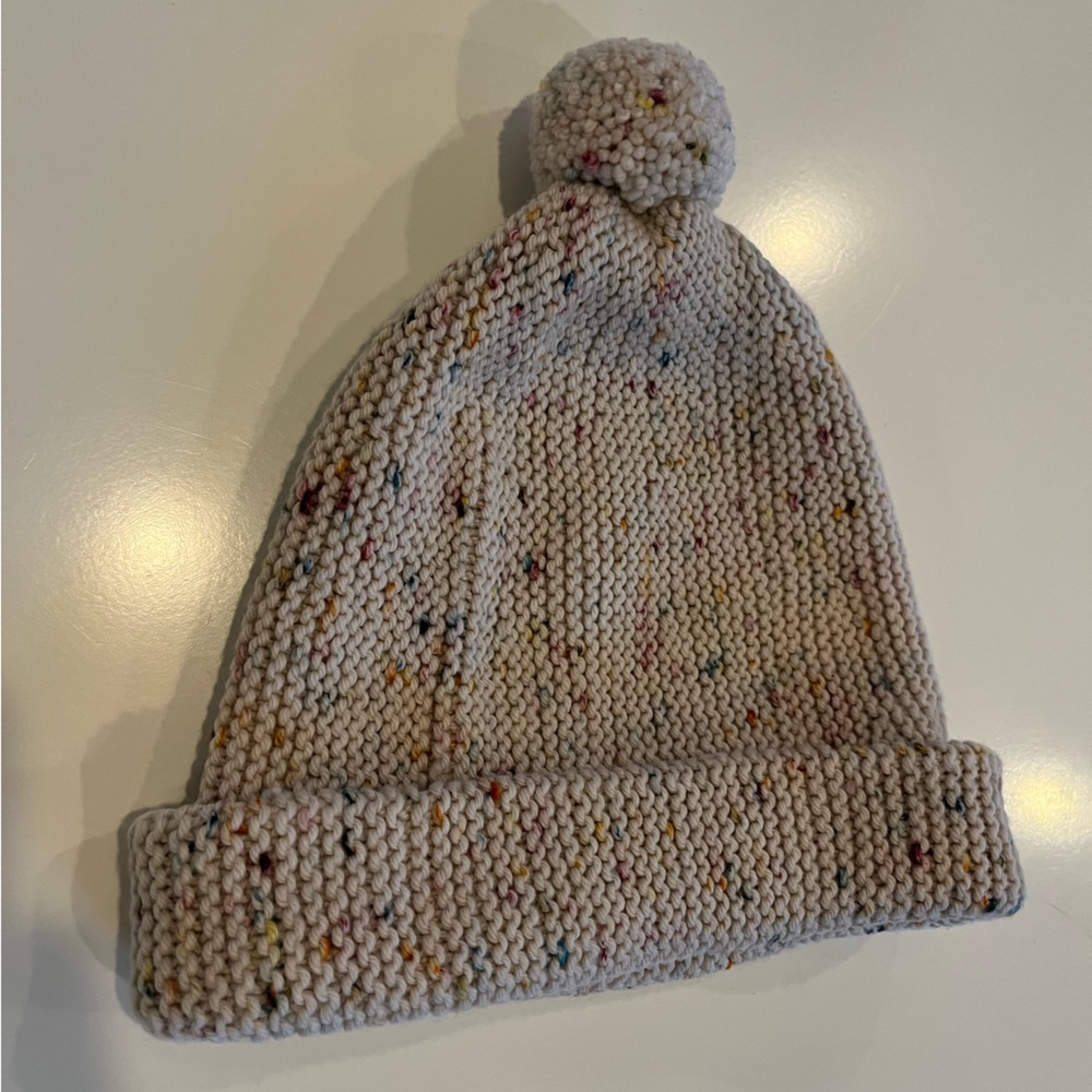 Misha & Puff Merino Wool confetti cream pom pom adult hat, Like New!